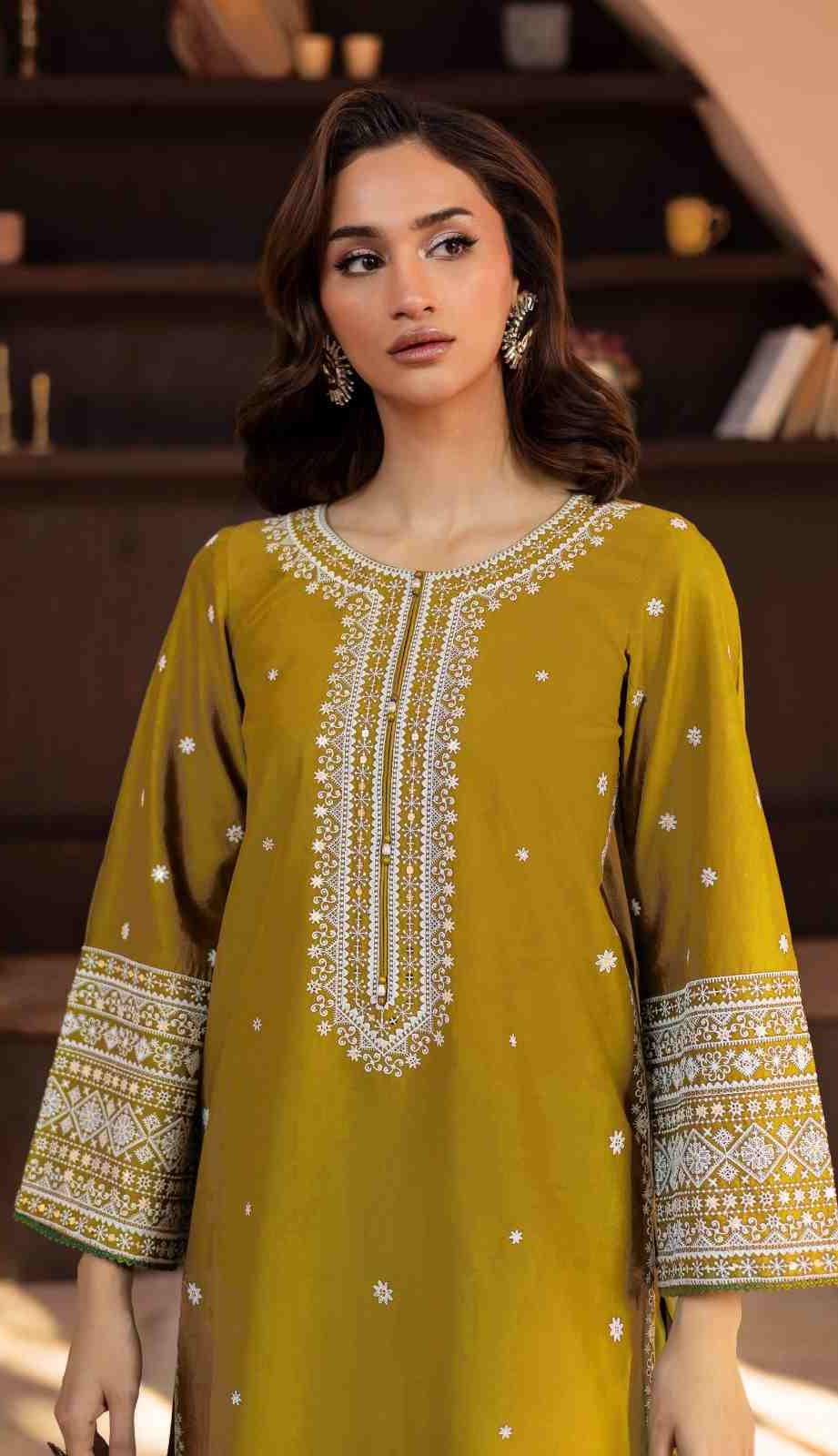 3 Piece Unstiched Embroidery Dhanak