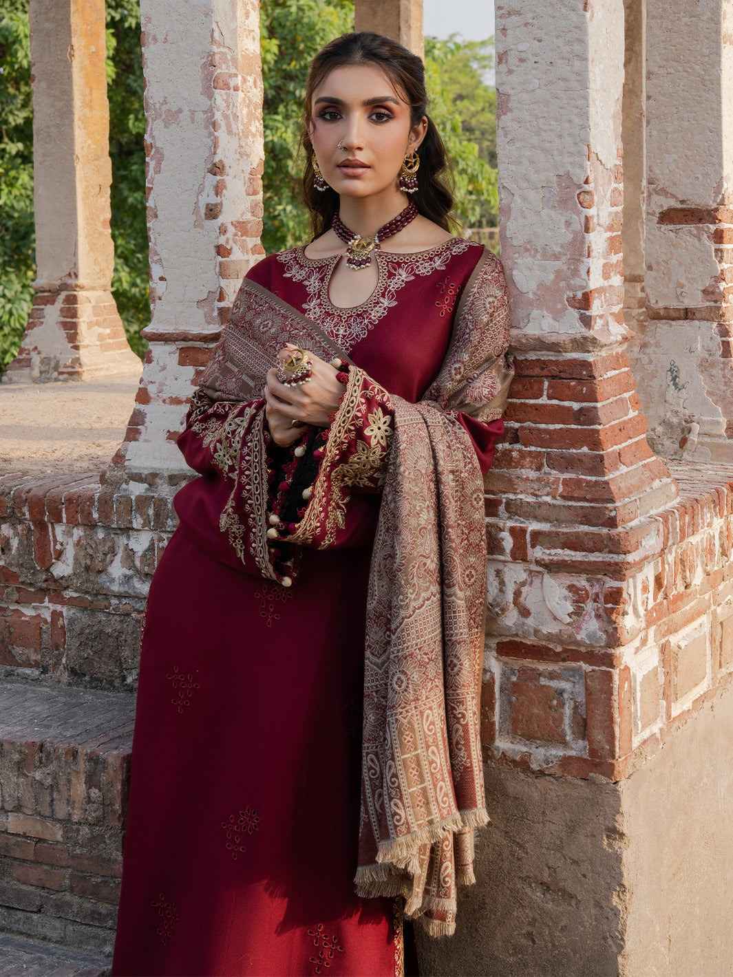 3 Piece Unstiched Embroidery Dhanak