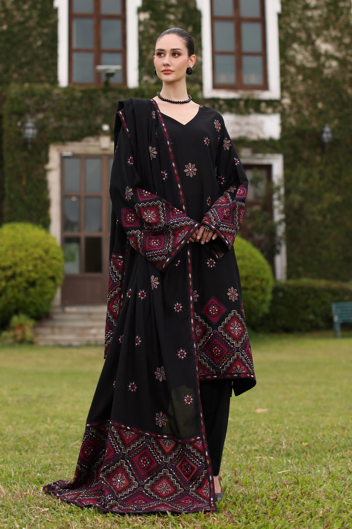 Saaya-e-Shab