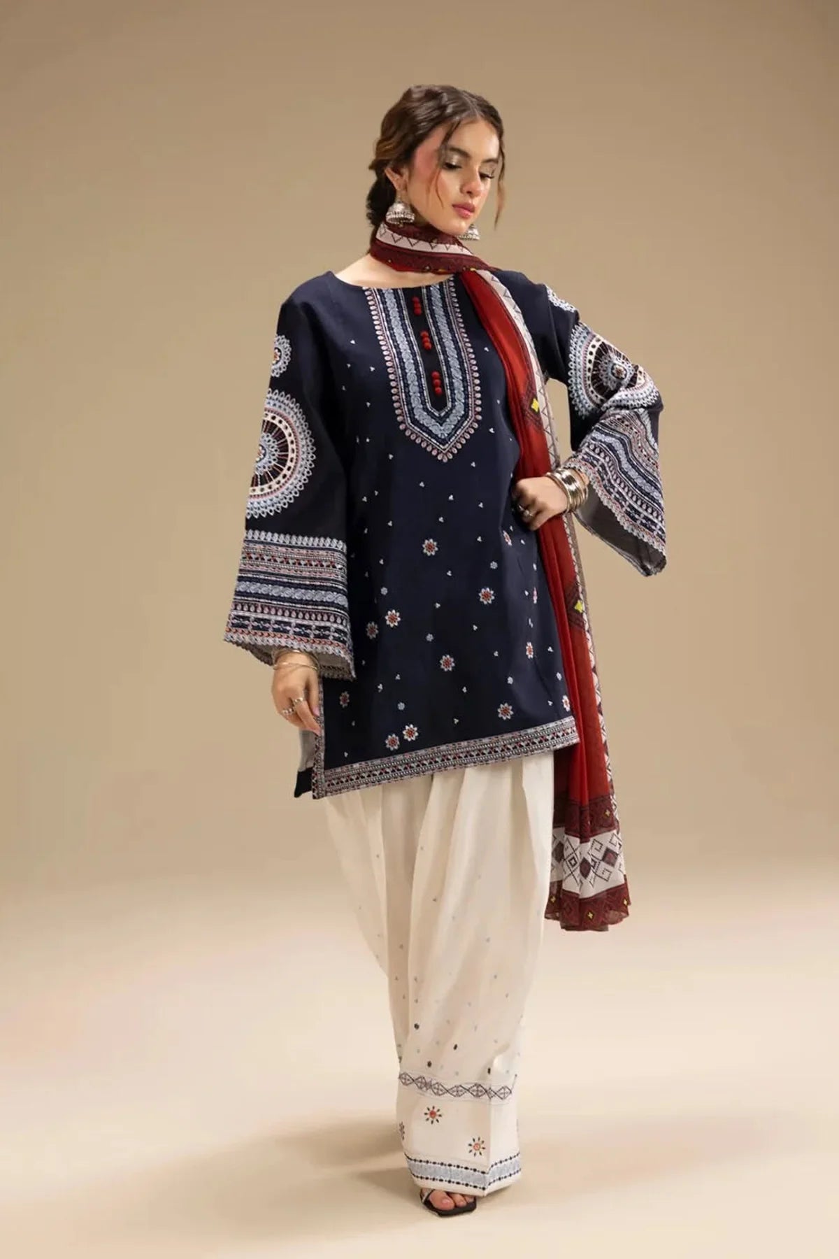 3-Piece Embroidered Lawn Outift with Premium Printed Chiffon Dupatta