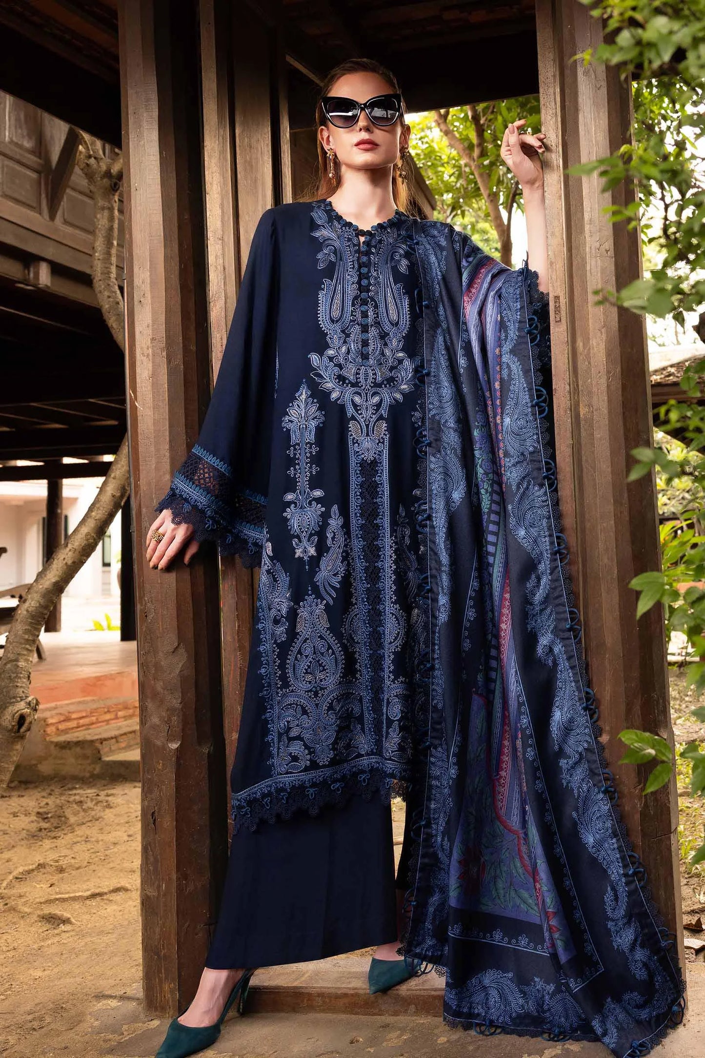 3-Piece Embroidered Deep Blue Lawn Dress with Slub Munaar Dupatta