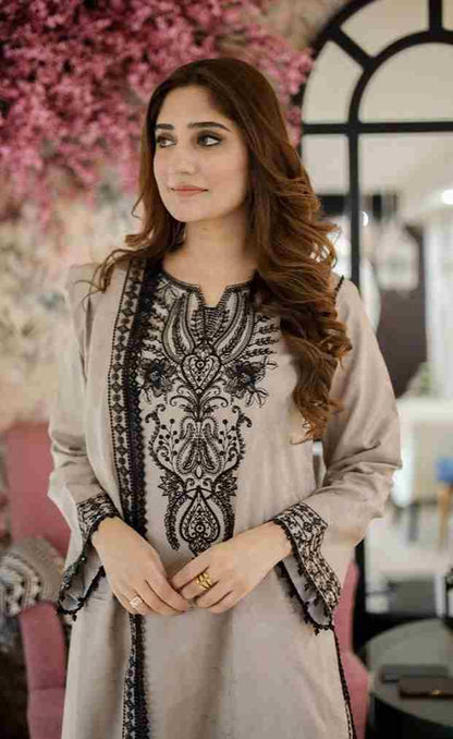 3 Piece Unstiched Embroidery Dhanak