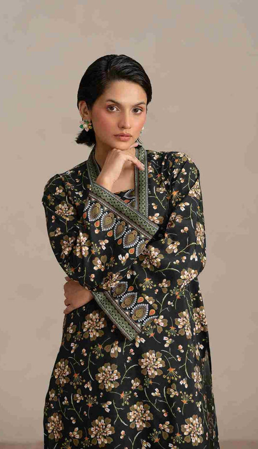3 Piece Unstiched Embroidery Dhanak