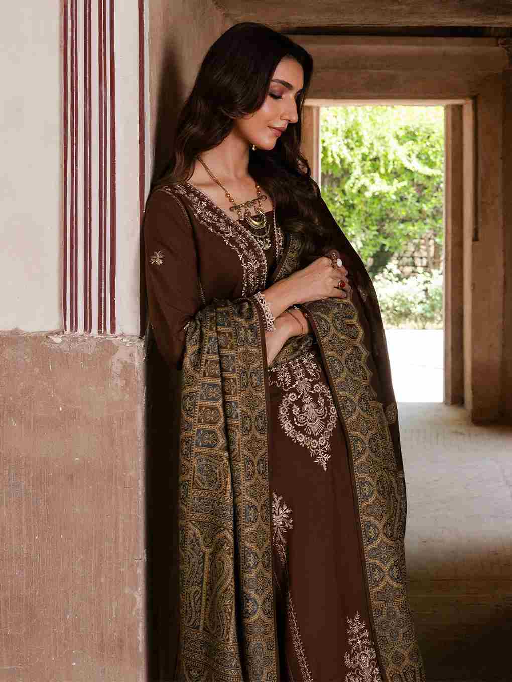 3 Piece Unstiched Embroidery Dhanak