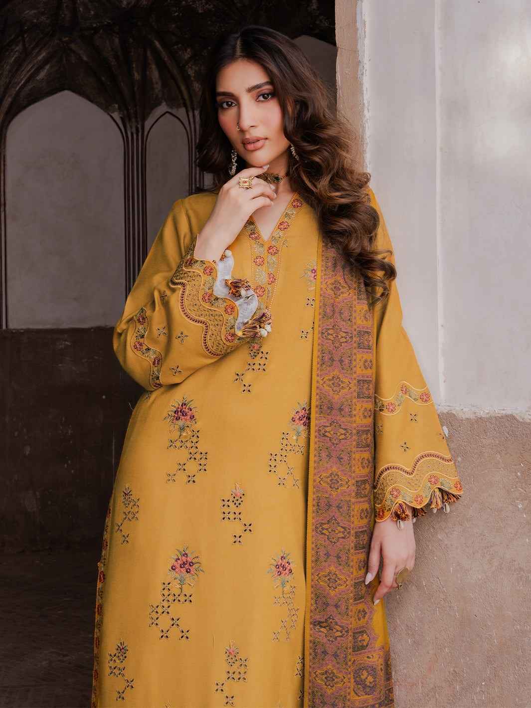 3 Piece Unstiched Embroidery Dhanak